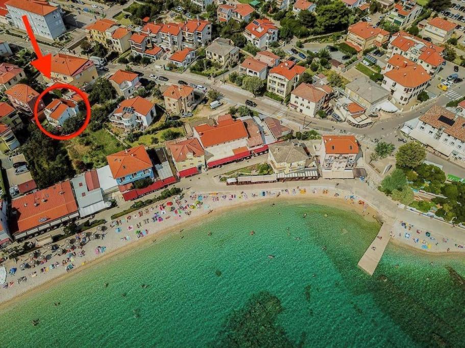 Sunny Grandma'S Garden Apartment Башка Экстерьер фото